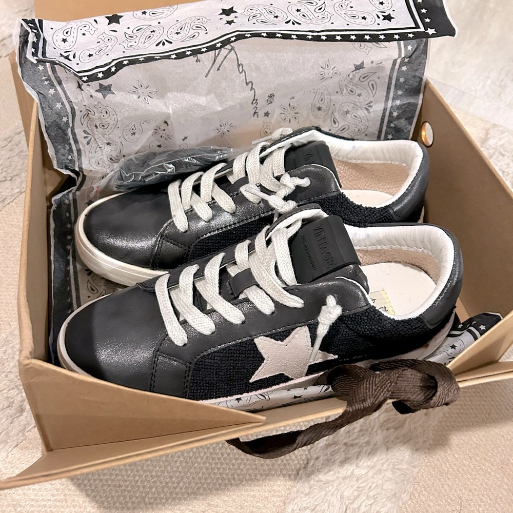 Brand new in box vintage havanas